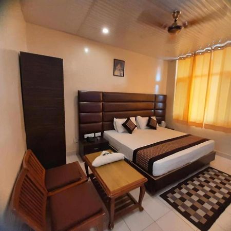 Pops Resort Pālampur Eksteriør billede