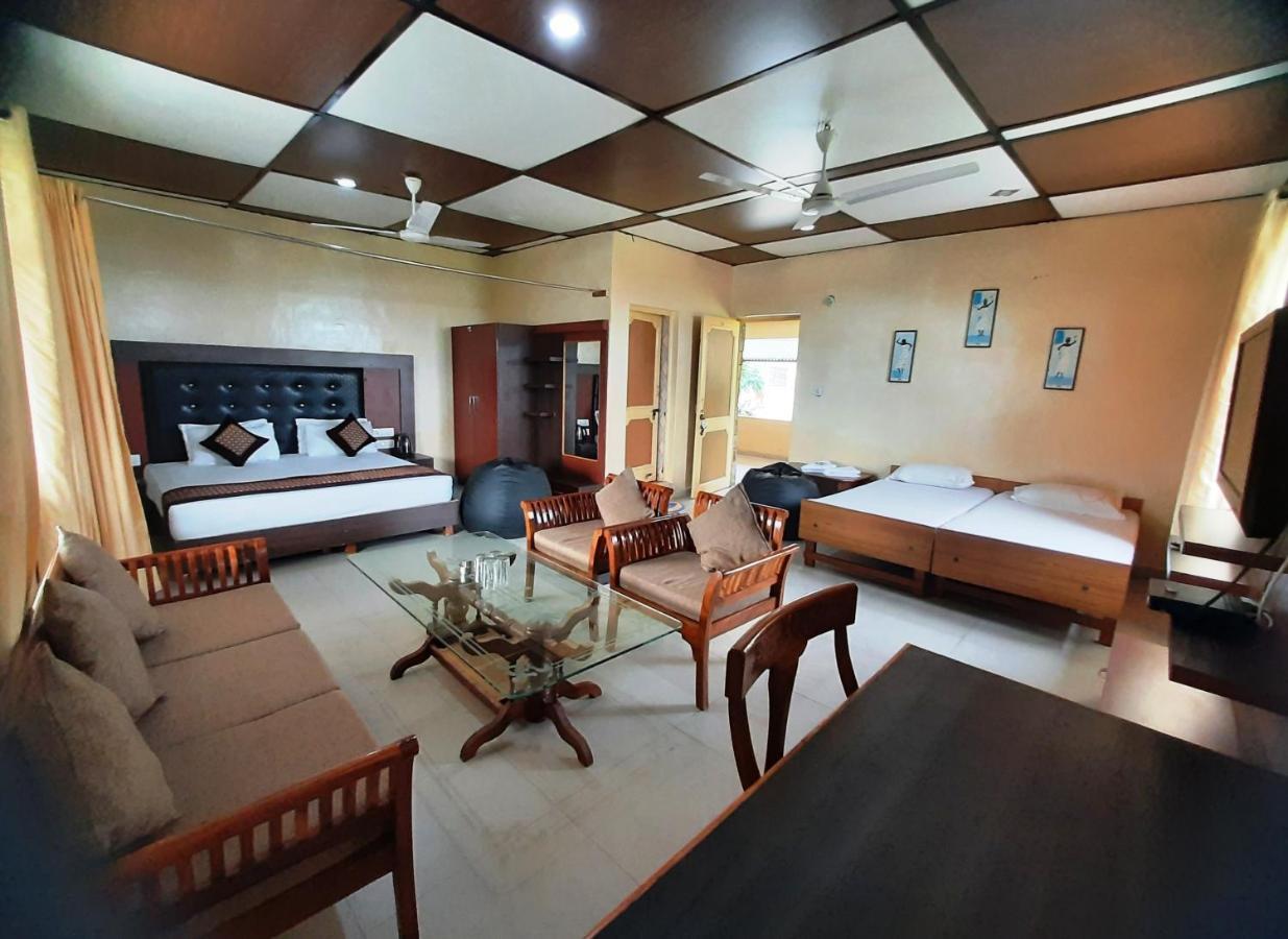 Pops Resort Pālampur Eksteriør billede